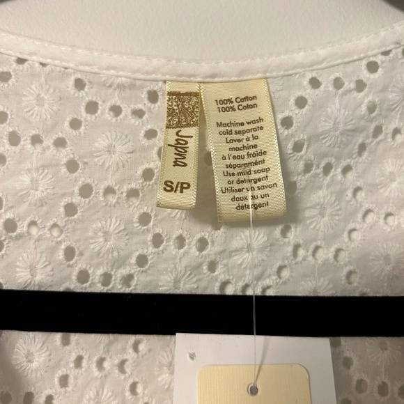 White Summer Top | Size small | NWT - Picture 3 of 3